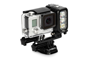 qudos-action-luce-led-subacquea-gopro