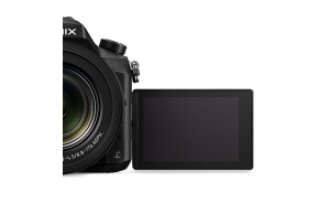 Panasonic Lumix FZ2000