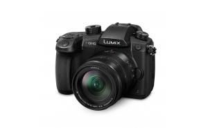 Panasonic Lumix GH5 con obiettivo 12-60 G