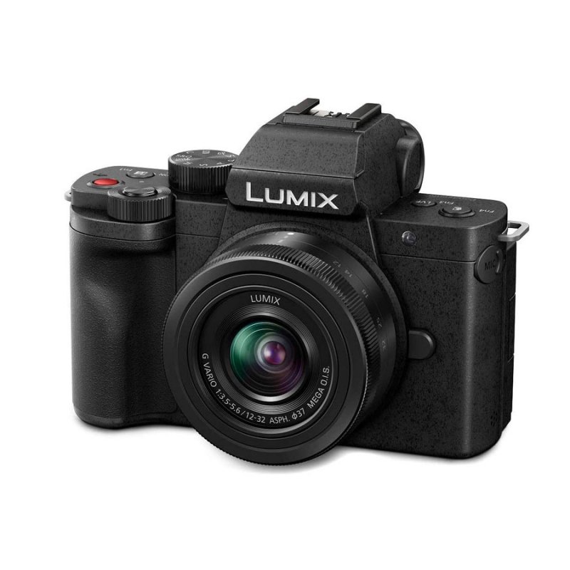 Panasonic Lumix G100 con obiettivo 12-32 mm + Treppiede