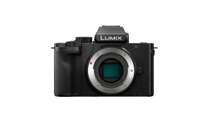 Panasonic Lumix G100 solo corpo