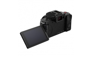 Panasonic Lumix G100 solo corpo